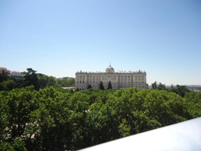 Appartamento Wootravelling Plaza De Oriente Homtels *